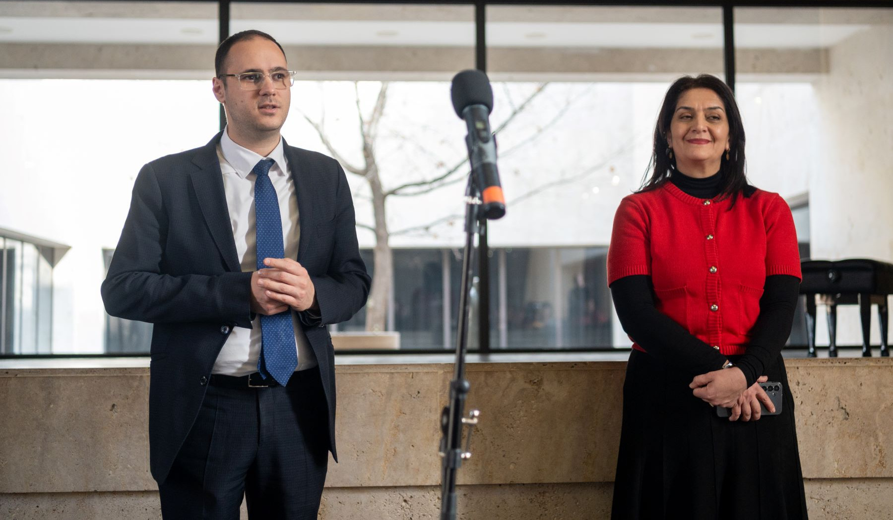 Ալֆրեդ Քոչարյանը Կոմիտասի թանգարան-ինստիտուտի անձնակազմին է ներկայացրել տնօրենի ժամանակավոր պաշտոնակատար Լուսինե Սահակյանին