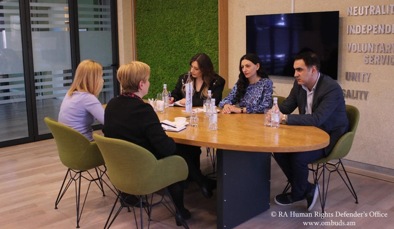 ՄԻՊ-ը և ՀՀ-ում ԿԽՄԿ պատվիրակության ղեկավարը քննարկել են գերիների, անհայտ կորած անձանց և նրանց ընտանիքների իրավունքների հետ կապված հարցեր