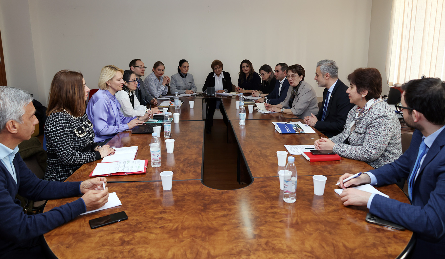 Ազգային փոքրամասնությունների լեզուների, մշակույթի և ավանդույթների պահպանման պետական քաղաքականությունը՝ հանդիպման առանցքում