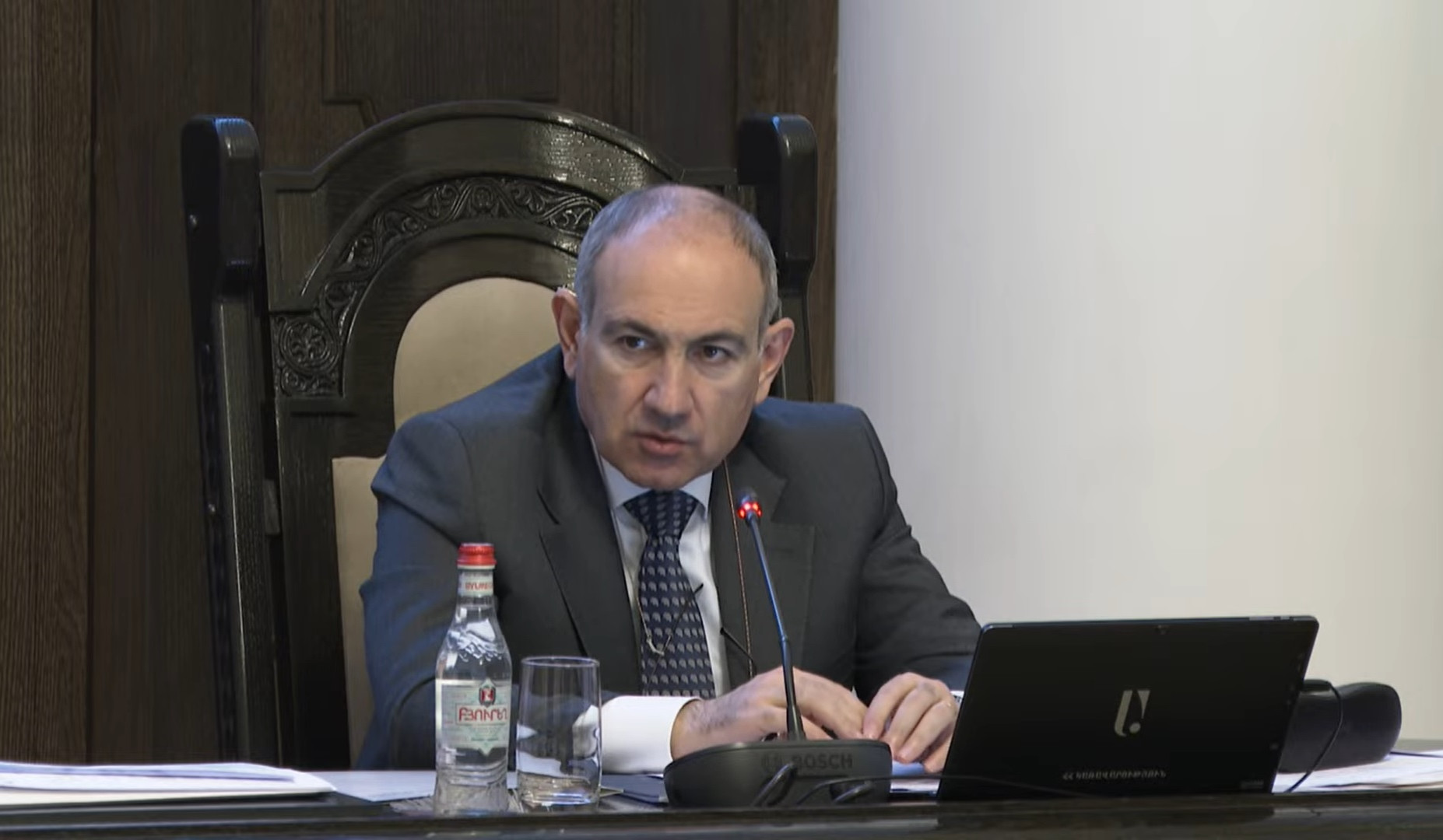 Չի լինելու ոչ մի կոմպրոմիս. Փաշինյանը՝ հարկման բեռի որոշումը կասեցնելու՝ ընդդիմության առաջարկների մասին