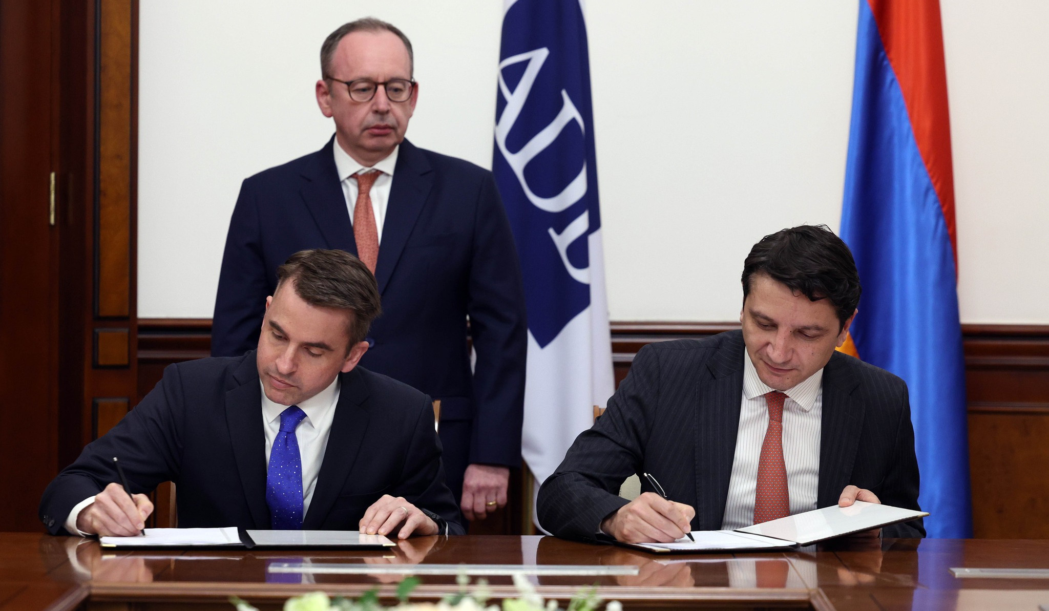 Ստորագրվել է «Դիմակայուն և ներառական ճանապարհային հատվածի բարելավման ծրագիր» վարկային համաձայնագիրը