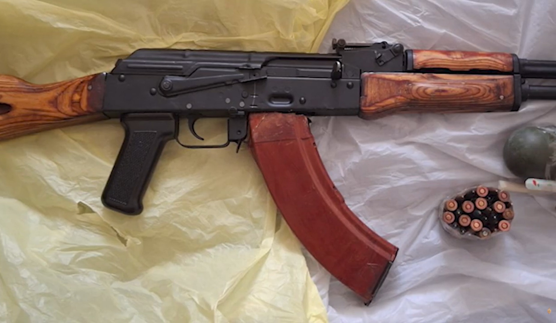 Պատերազմի մասնակիցը զանգահարել է ոստիկանություն և տեղեկացրել, որ գերեզմանատանը զինամթերք է թողել