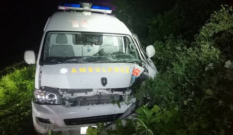 Երևանում բախվել են «Ֆորդ»-ն ու շտապօգնության մեքենան