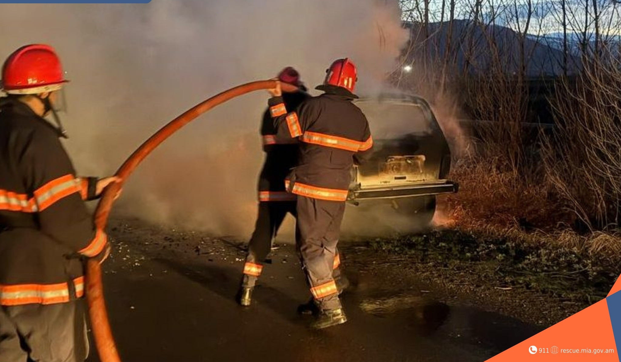 Մեծ Պարնի գյուղի սկզբնամասում այրվել է VAZ մակնիշի ավտոմեքենա