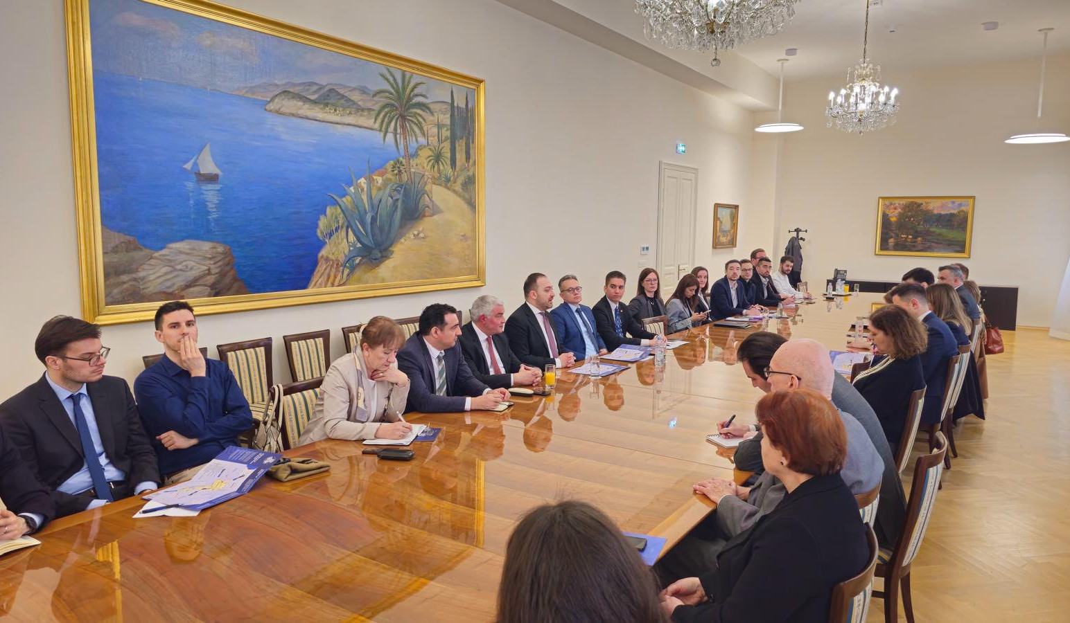 Meeting of Secretary General of Foreign Ministry of Armenia with representatives of Ministry of Foreign Affairs of Croatia and students of Diplomatic Academy