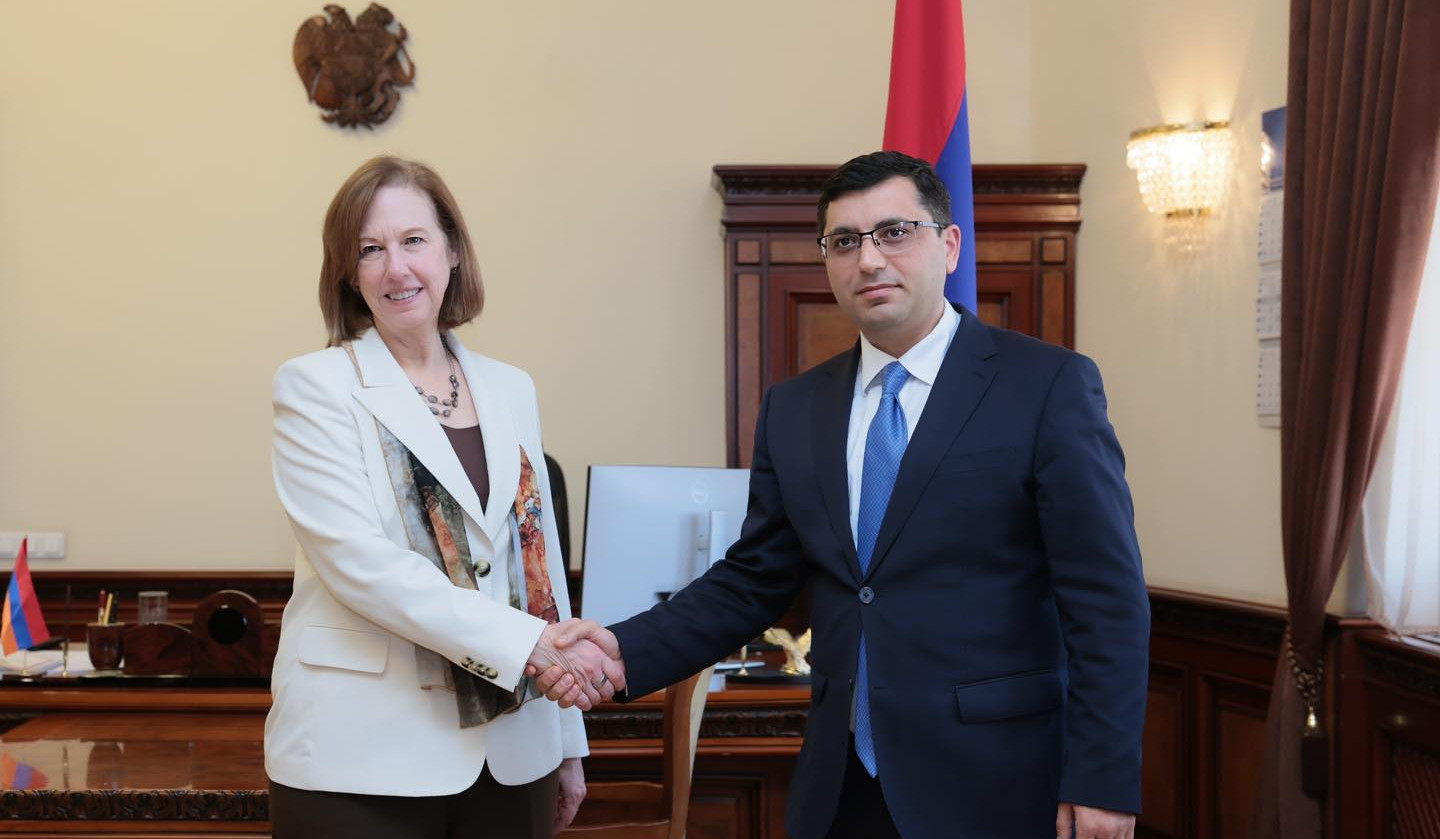 Հակակոռուպցիոն կոմիտեի նախագահն ԱՄՆ դեսպանի հետ հանդիպմանը կարևորել է կոռուպցիայի դեմ պայքարում միջազգային համագործակցությունը