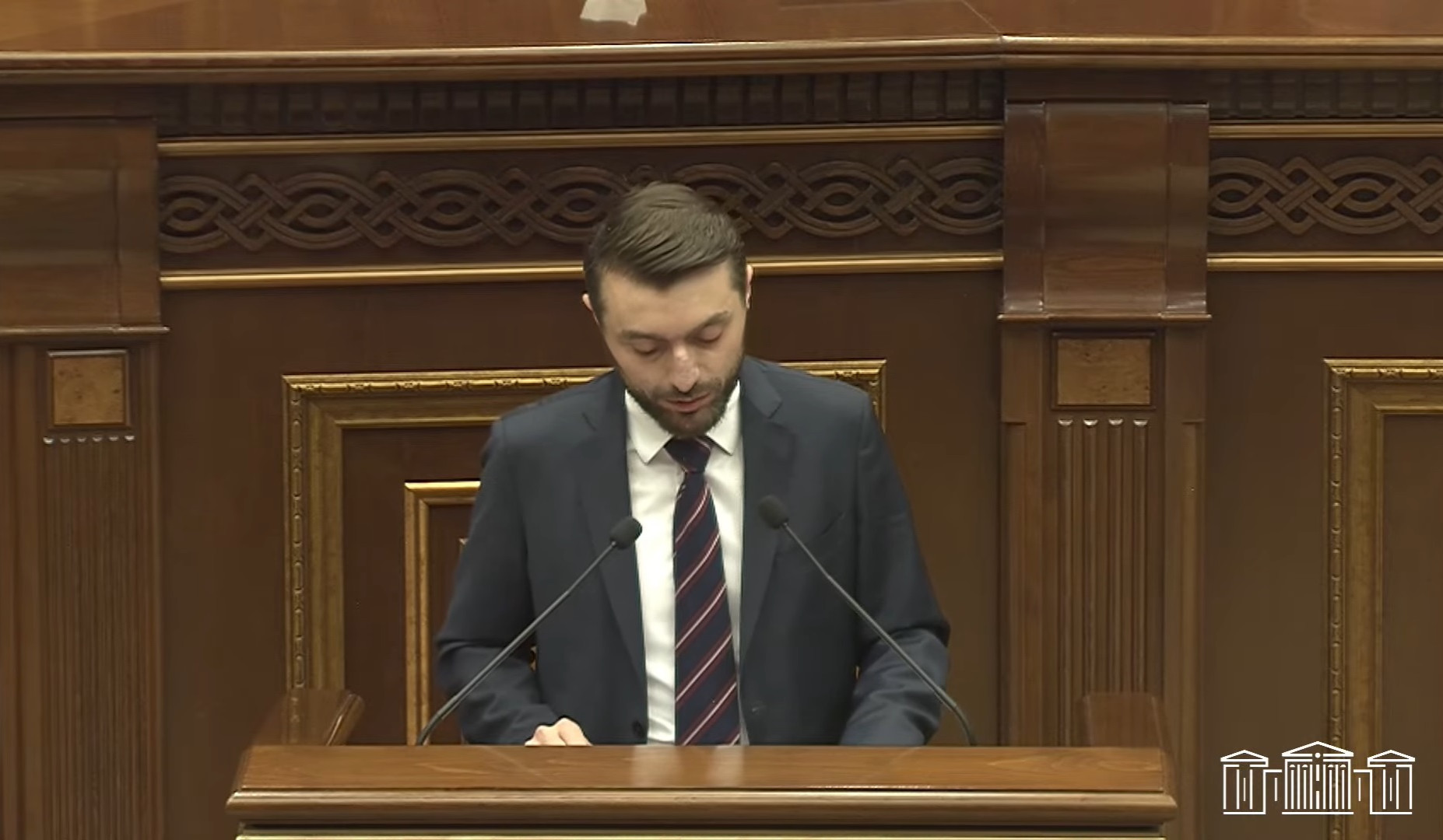 Մեծ մարտահրավերների ու փոքր մարդկանց ժամանակներ էին, որոնց օղակը քաշած նռնակը պայթեց մեր ձեռքին 2020-ին. Արեն Մկրտչյան