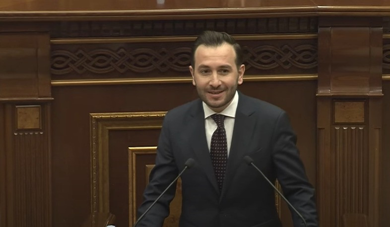 Պարոն Մանուկյան, ավելի լավ էր՝ չխոսեիք. Կոնջորյանը՝ ընդդիմադիր պատգամավորին