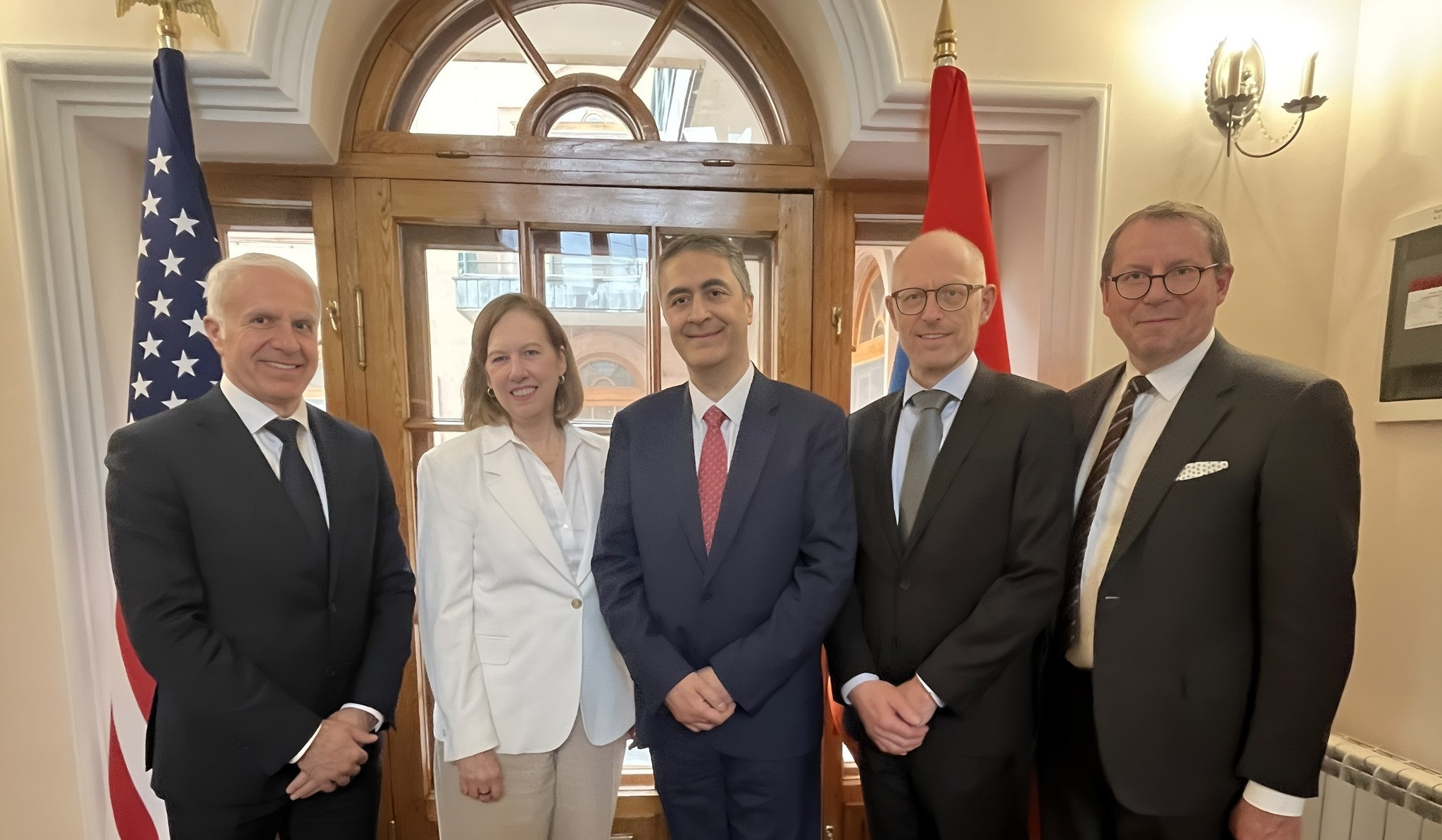 Посол Куинн обсуждает сектор ядерной энергетики Армении с представителями Westinghouse