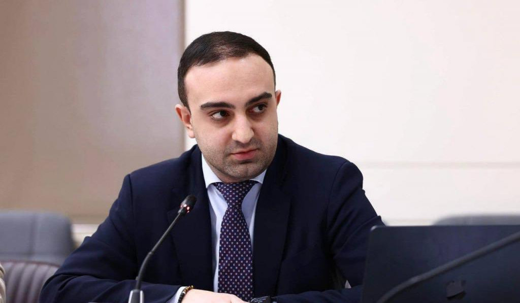 Տնային կալանքի պայմաններում աշխատողը կարող է իր բնակության տարածքից կատարել աշխատանքային պարտականությունները․ նախագիծը ներկայացվել է ԱԺ