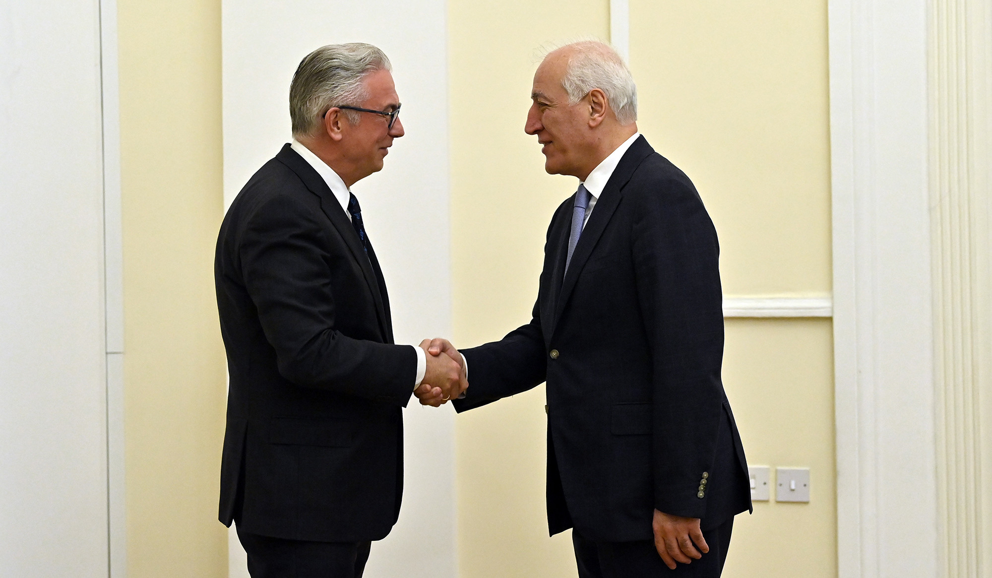 ՀՀ նախագահը և ԵԽԽՎ նախագահը քննարկել են Հայաստանում ժողովրդավարական ինստիտուտների կայացման վերաբերյալ հարցեր