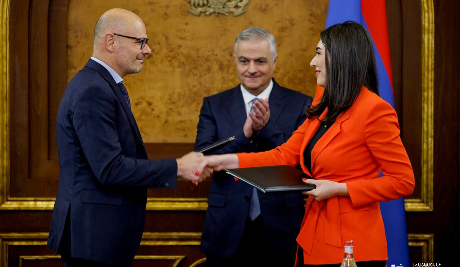 Ստորագրվեց կենսաչափական համակարգի ներդրման պետություն-մասնավոր գործընկերության պայմանագիրը