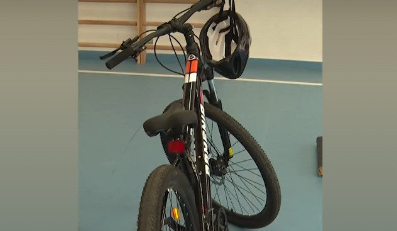 Հայաստանի 1375 դպրոցներին հատկացվել է 6500 հեծանիվ. վարչապետ