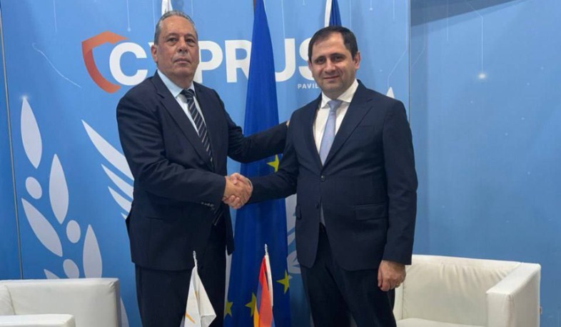 Papikyan və Palmas müdafiə sahəsində Ermənistan-Kipr əməkdaşlığı ilə bağlı məsələləri müzakirə ediblər