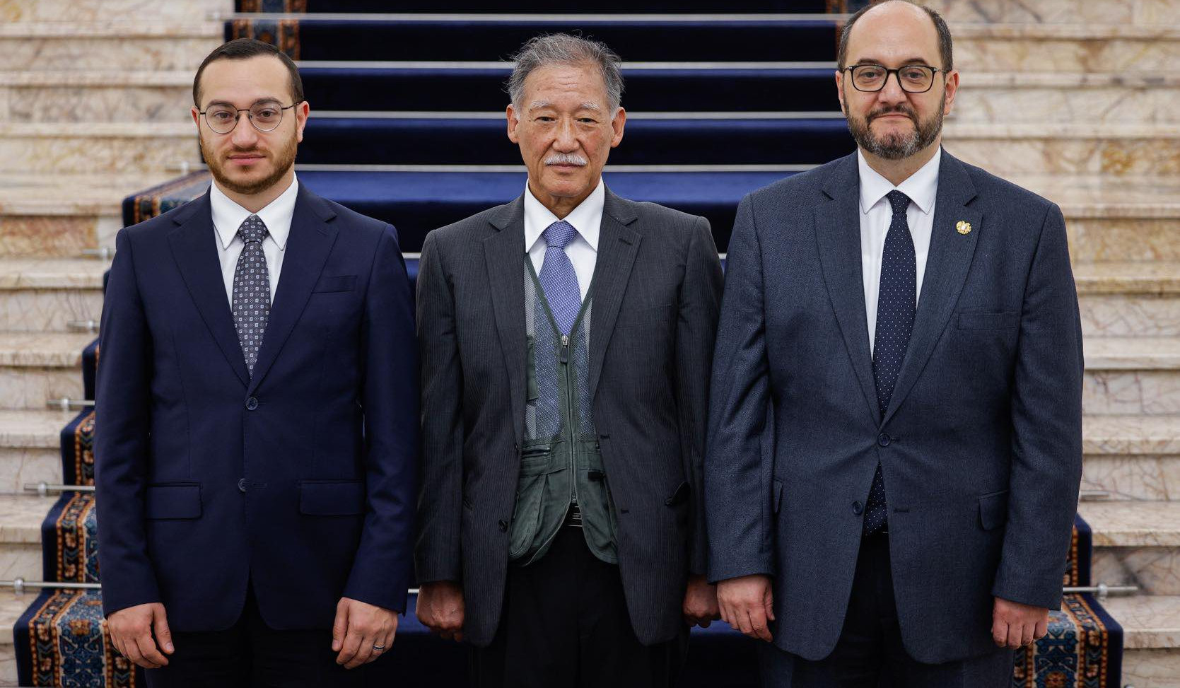 Մխիթար Հայրապետյանն ընդունել է տեխնոլոգիական ոլորտում մեծ ներդրում ունեցող ճապոնացի գիտնական Յոշիակի Հագիվարային