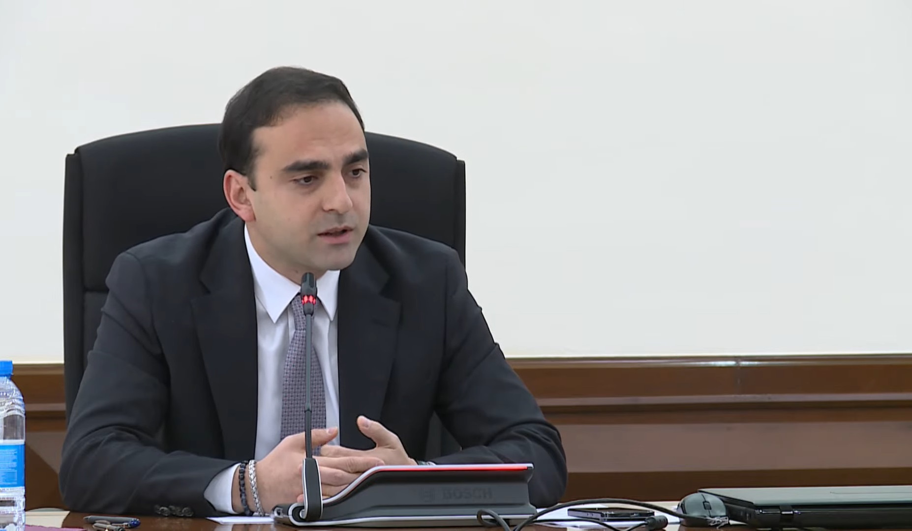 Որոշակի թերհավաքագրում ունենք հանրային տրանսպորտի ոլորտում՝ մոտ 2,3 միլիարդի. Ավինյան