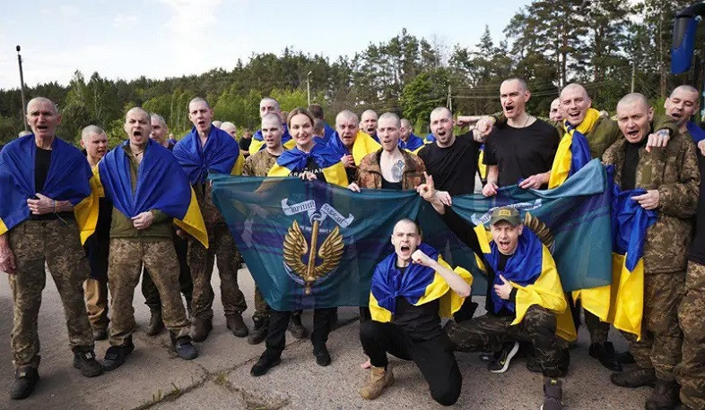 Украина и Россия начали большой обмен военнопленными по формуле «1000 на 1000»