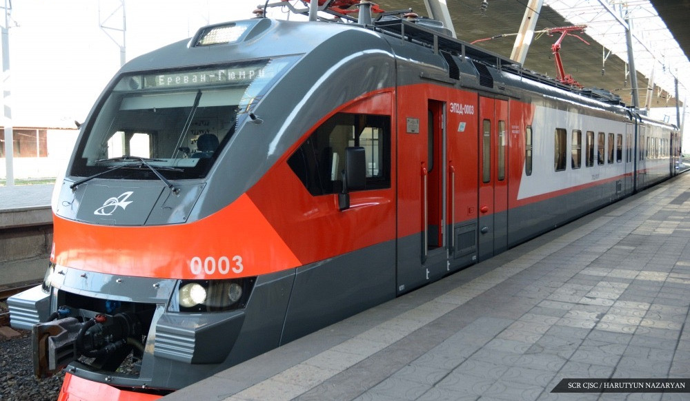 Մեքենավարը կիրառել է ձայնային ազդանշաններ և արտակարգ արգելակում, սակայն բախումը կանխել չի հաջողվել. ՀԿԵ պարզաբանումը