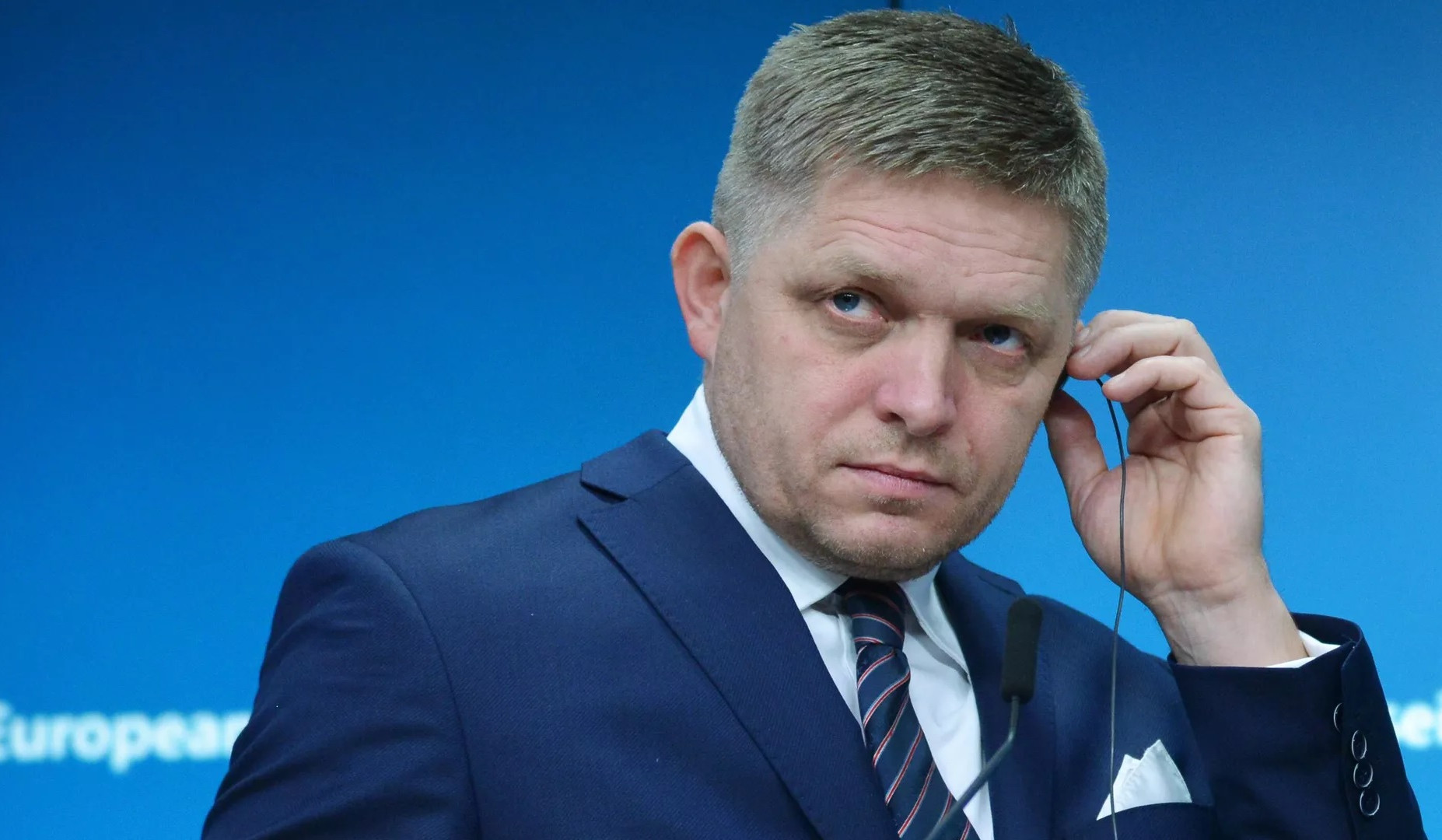 Եթե չարտադրենք զենք, մեկ ուրիշը դա կանի, և մենք ստիպված կլինենք գնել. Ֆիցոն՝ Փաշինյանի հետ ասուլիսին