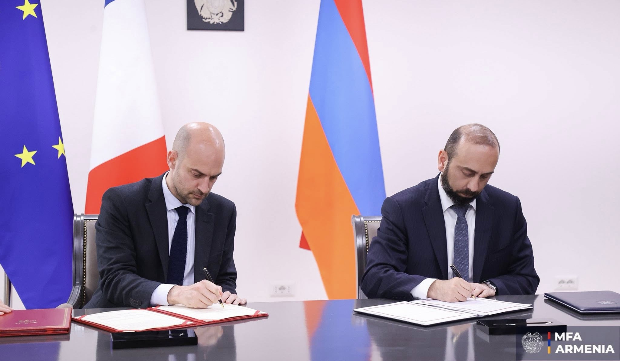 Арарат Мирзоян и министр иностранных дел Франции подписали три документа