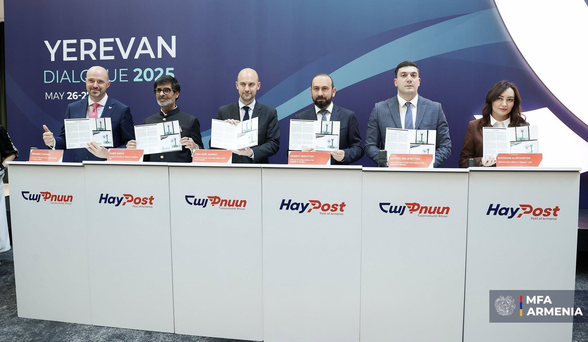 Stamp redemption ceremony held with participation of Foreign Ministers of Armenia and France