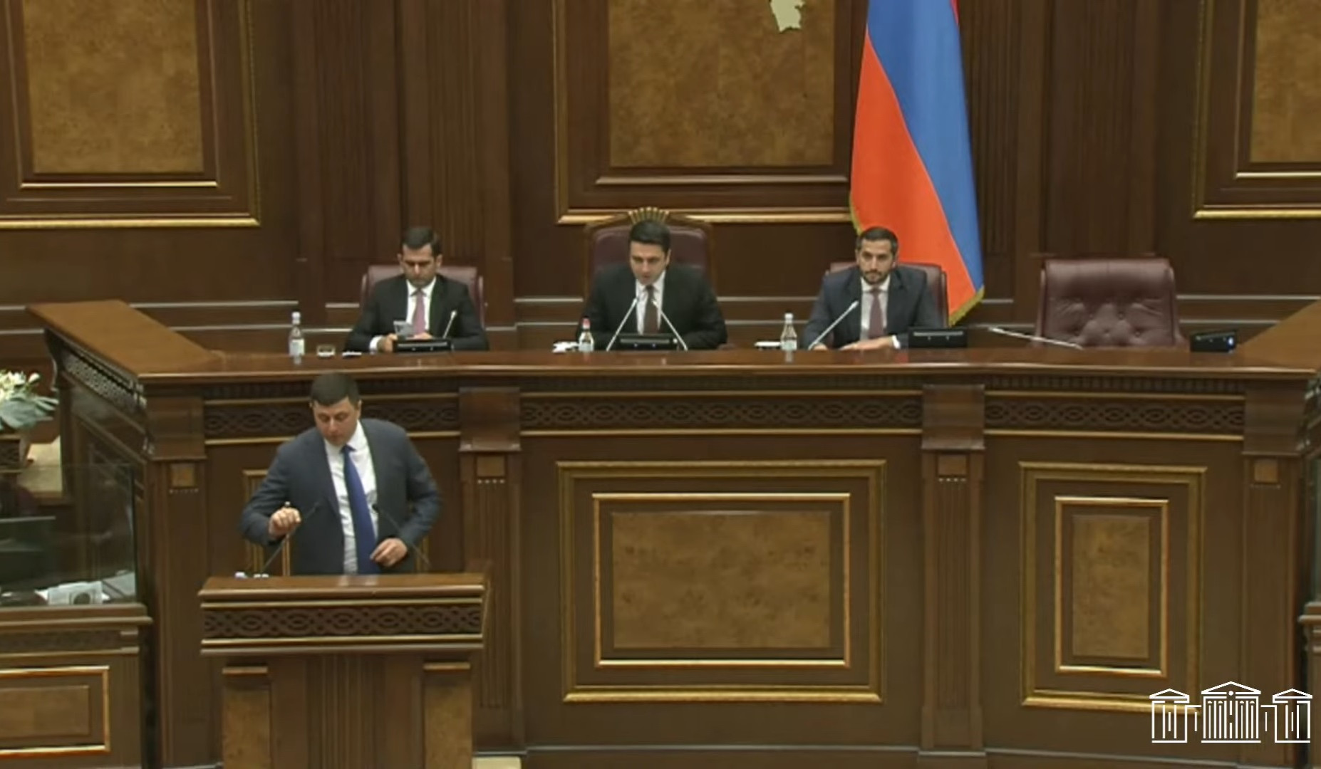 ԱԺ-ն մերժեց «Պատիվ ունեմ» խմբակցության հեղինակած հայտարարության նախագիծը