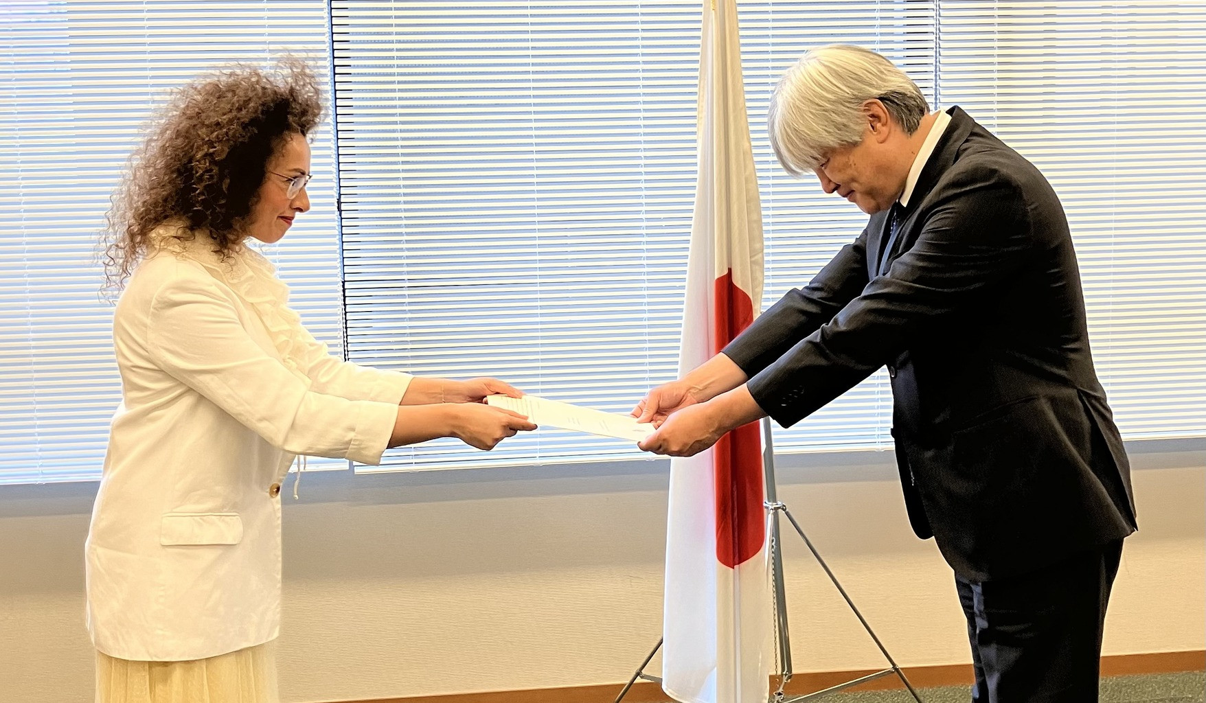 Armenia’s Ambassador to Japan presentds her credentials to Japanese Foreign Ministry
