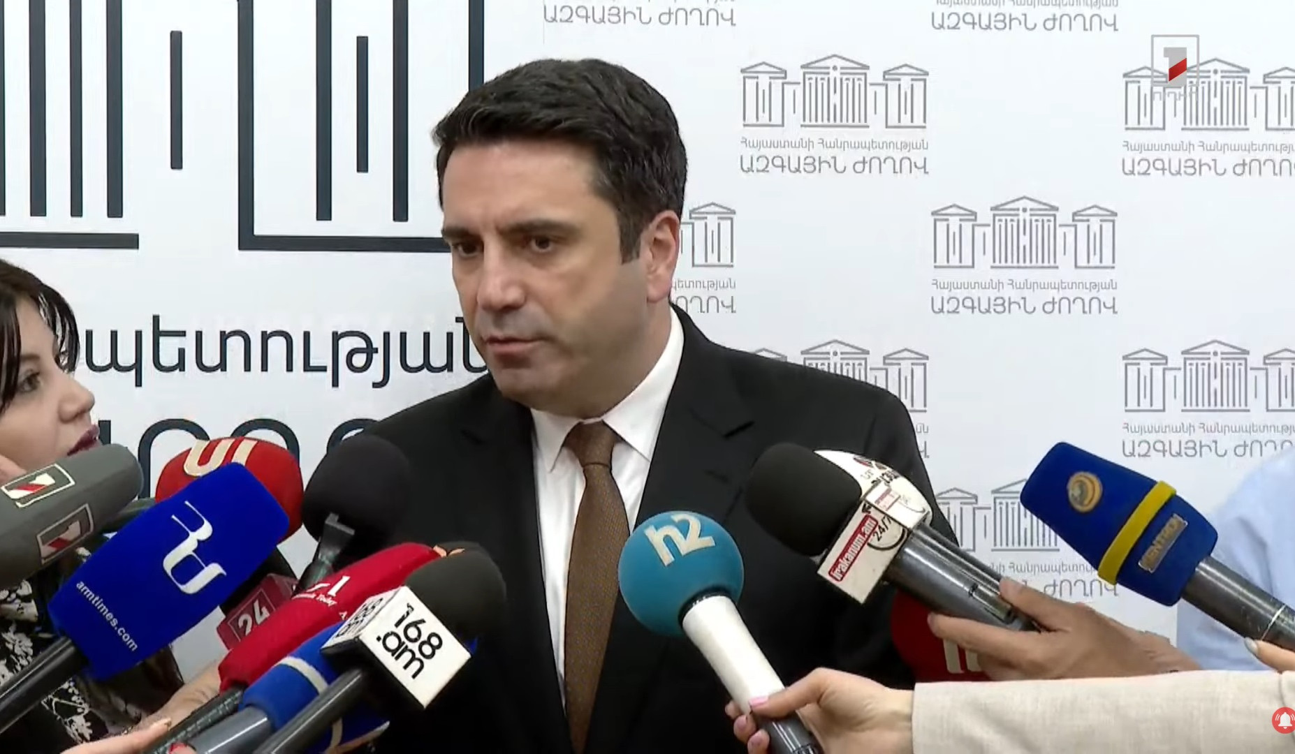 Ամբողջ բանդան բռնվել է. Ալեն Սիմոնյանը՝ ՔԿ-ից 590 հազար դոլարի հափշտակության դեպքի բացահայտման մասին