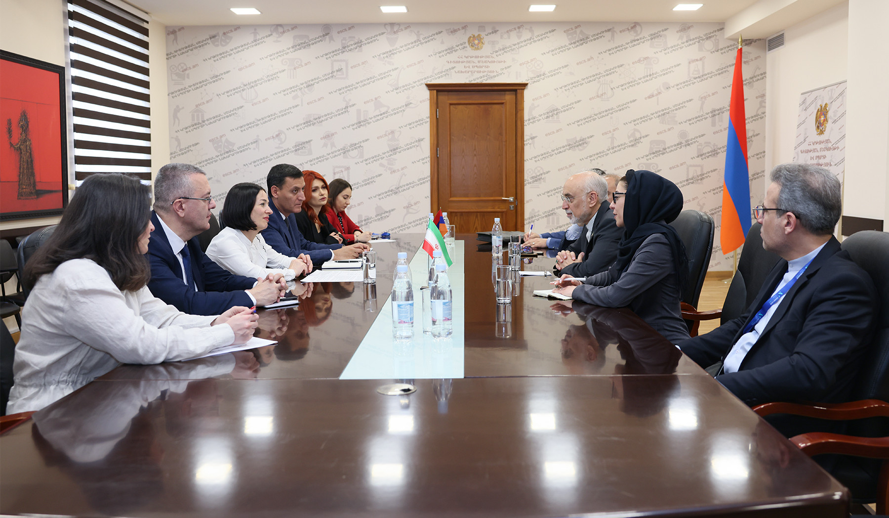 Քննարկվել են Հայաստանում իրանագիտության զարգացմանը վերաբերող հարցեր