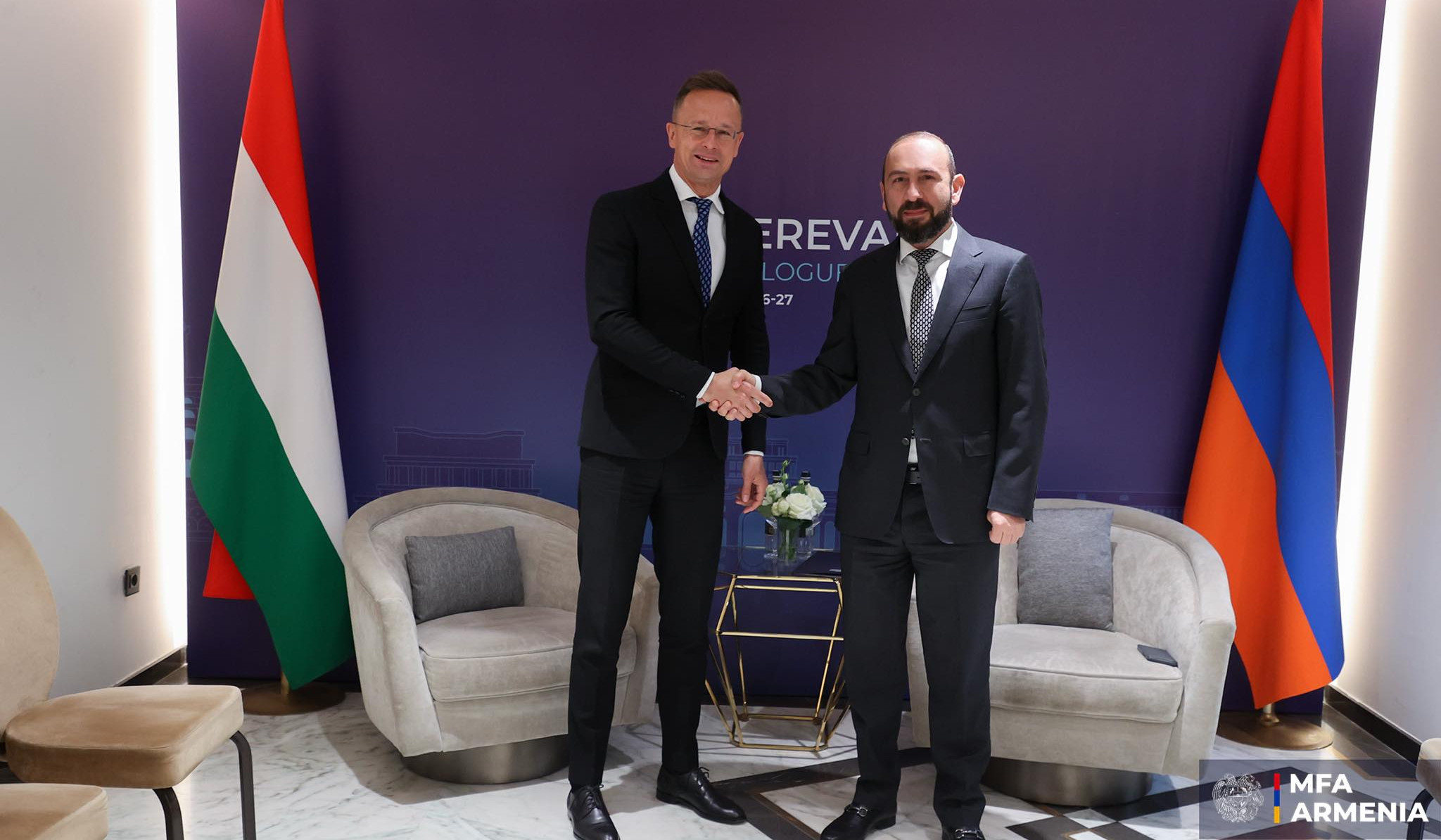 Арарат Мирзоян и Петер Сийярто обсудили приоритеты сотрудничества между Арменией и Европейским союзом