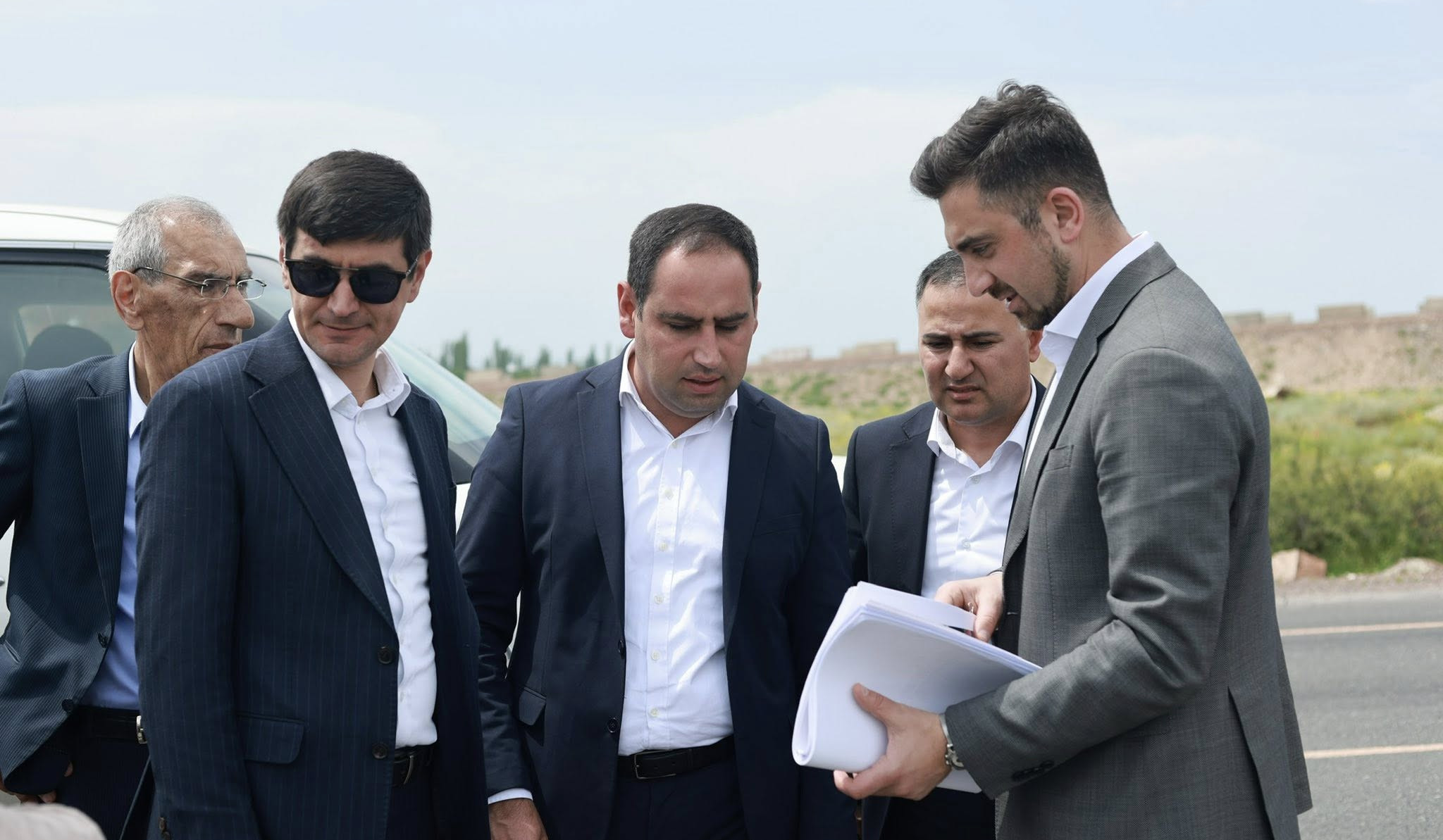 Հանձնարարել եմ ճանապարհները շահագործման հանձնել ժամանակին․ ՏԿԵ նախարարն այցելել է Հյուսիս-հարավի Աշտարակ-Թալին հատվածի շինհրապարակներ