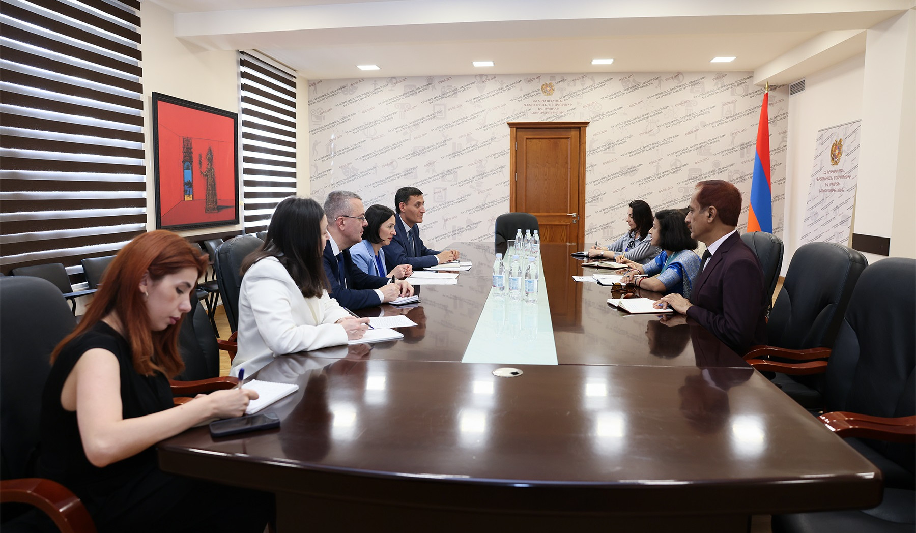 ԿԳՄՍ նախարարը և Հնդկաստանի դեսպանը անդրադարձել են միջբուհական համագործակցության զարգացման հնարավորություններին