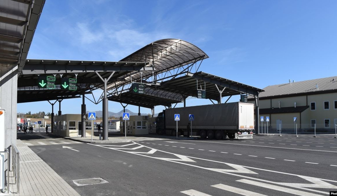 ՍԱՏՄ ղեկավարի պաշտոնակատար Տիգրան Պետրոսյանը այցելել է Բավրայի մաքսակետ