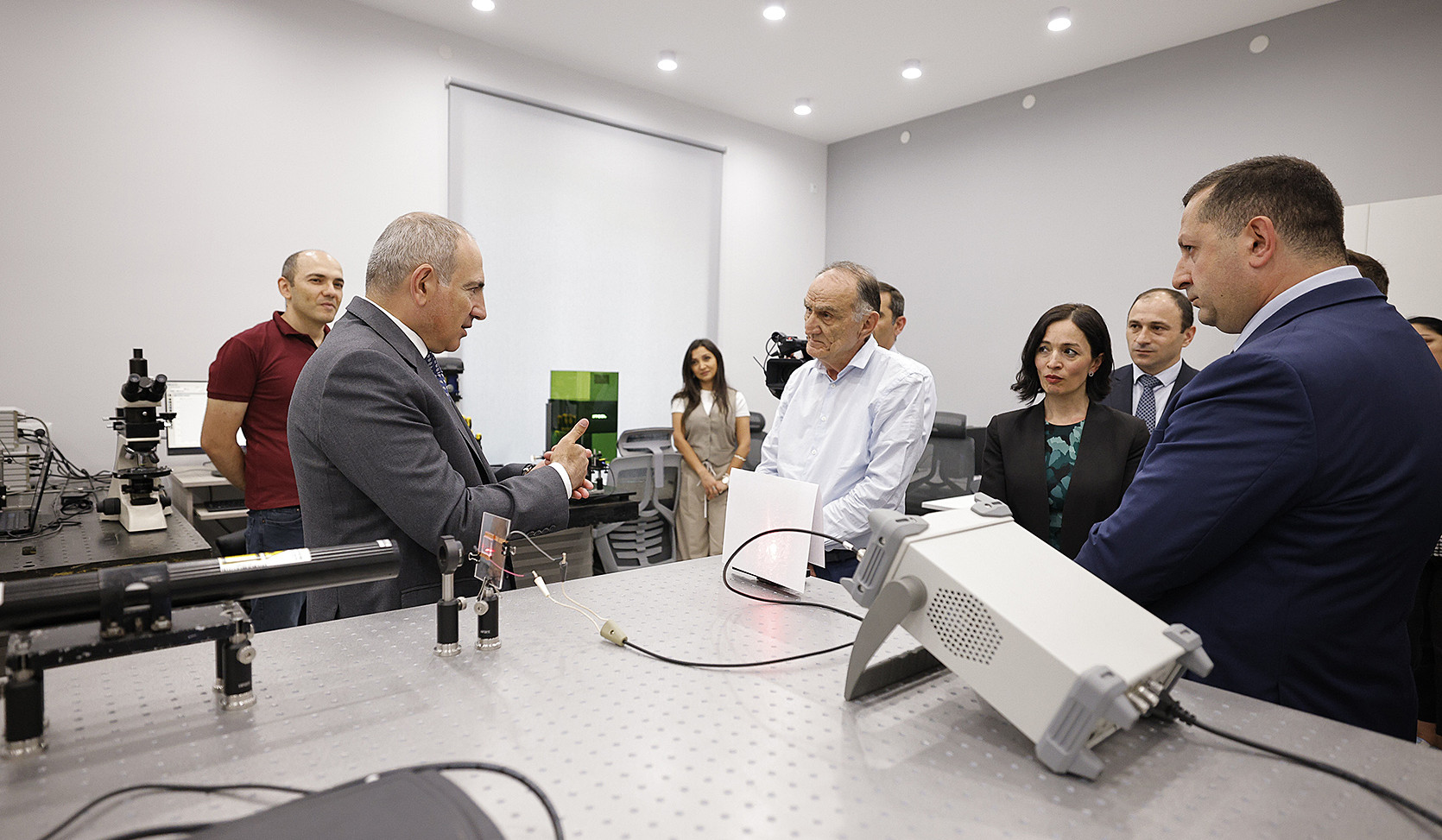 Վարչապետ Նիկոլ Փաշինյանն այցելել է Երևանի պետական համալսարան