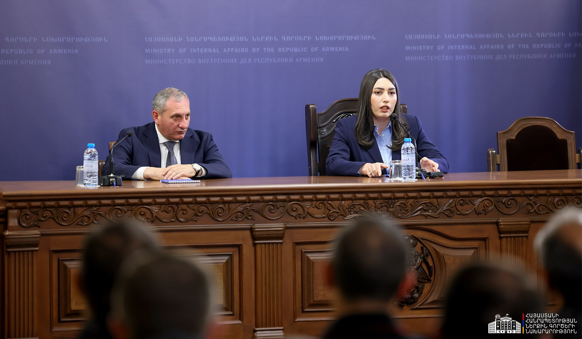 ՆԳ նախարար Արփինե Սարգսյանը նախարարության անձնակազմին է ներկայացրել ոստիկանության նորանշանակ պետ Արամ Ղազարյանին