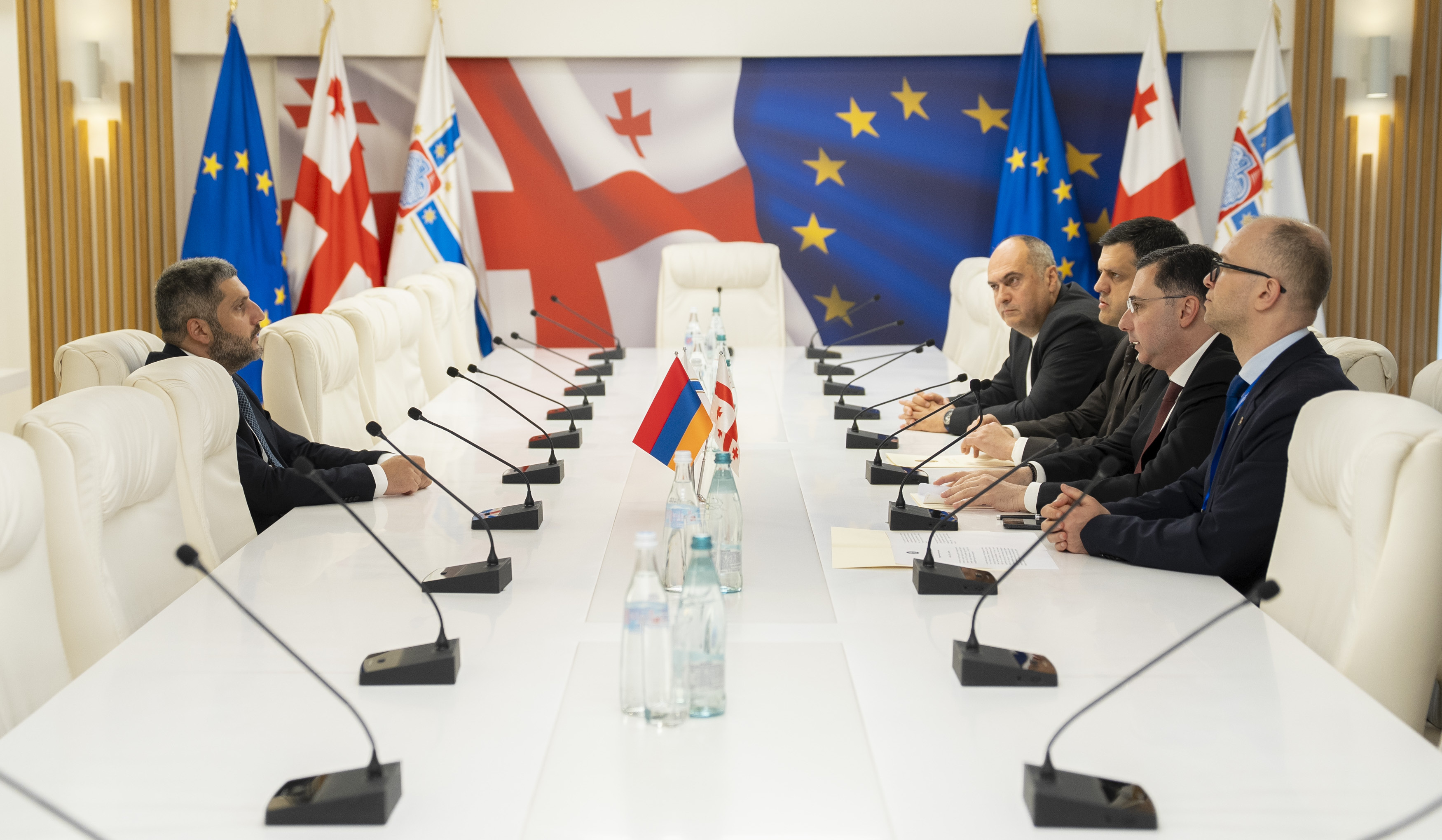 Երևանի քաղաքապետի առաջին տեղակալը հանդիպել է Թբիլիսիի գործընկերոջ հետ