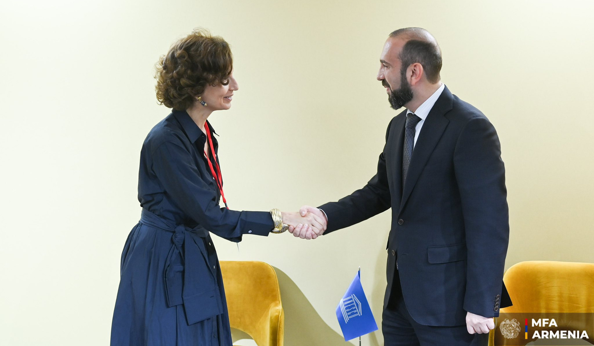 Арарат Мирзоян вручил Генеральному директору ЮНЕСКО Орден Дружбы