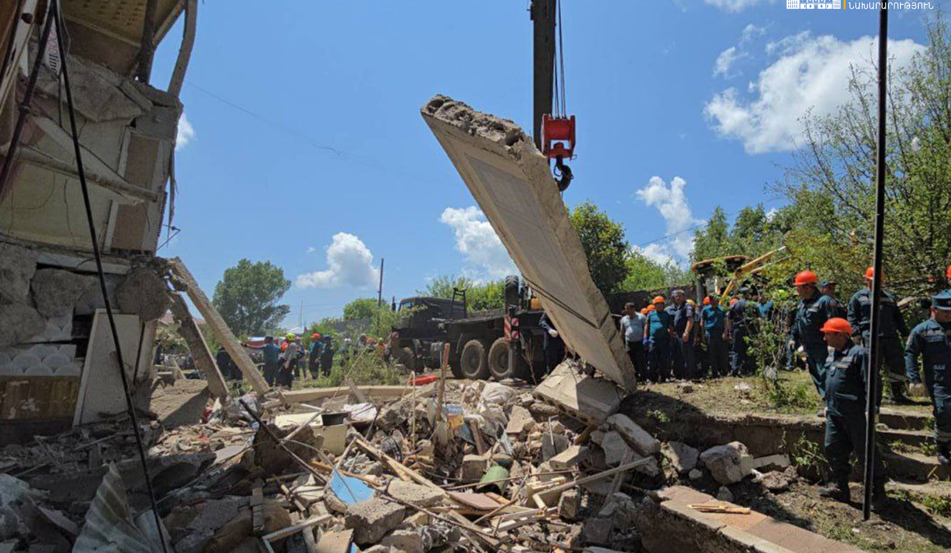 Ճամբարակում որոնողափրկարարական աշխատանքներում ներգրավված են շուրջ 230 փրկարարական ծառայողներ և ոստիկաններ