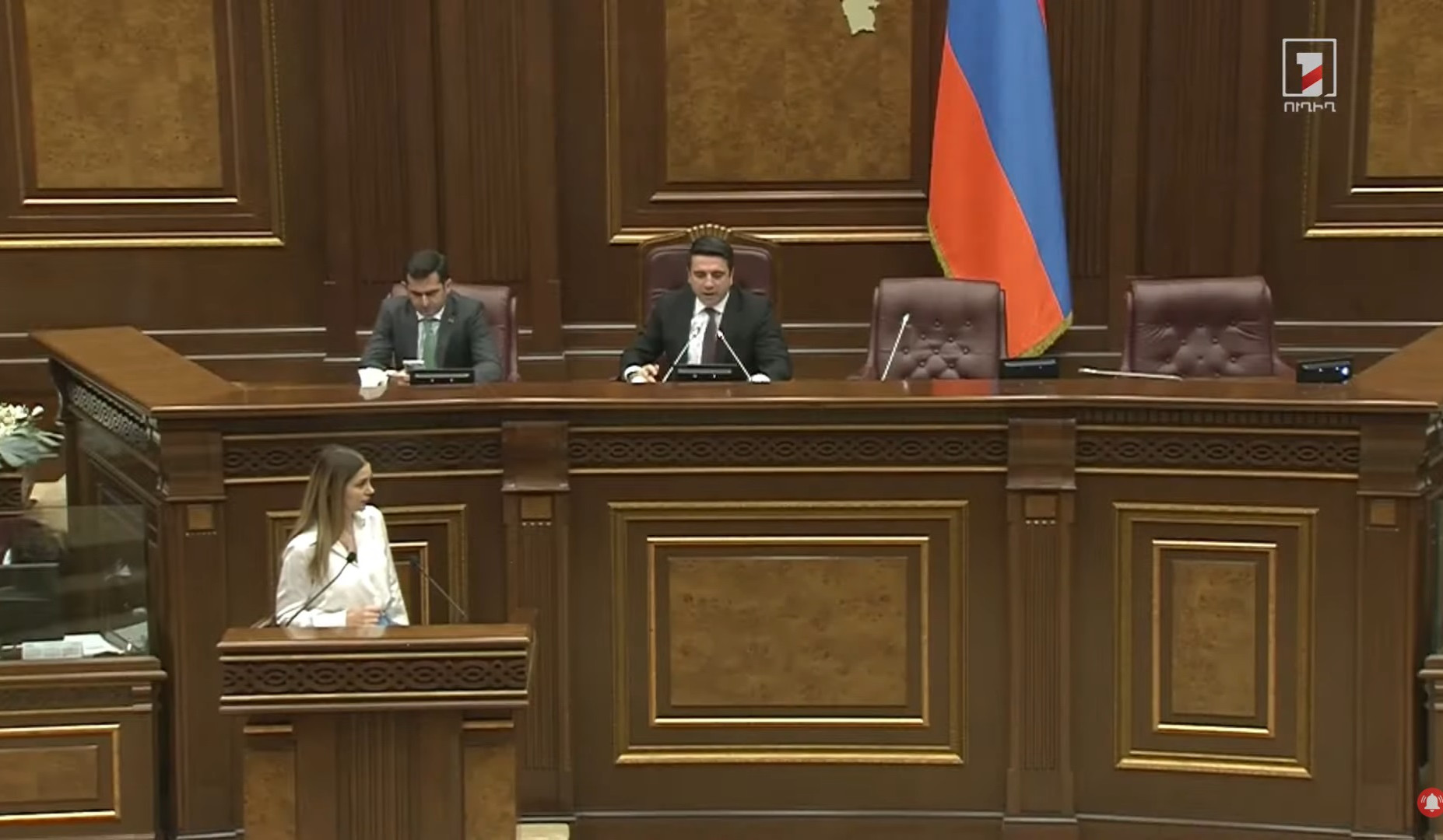 ԱԺ նիստին վարչապետը և ընդդիմադիր պատգամավորը պայմանավորվեցին գնալ, տեսնել՝ ստրատեգիական նշանակության ինչ է ստեղծվել սահմանին