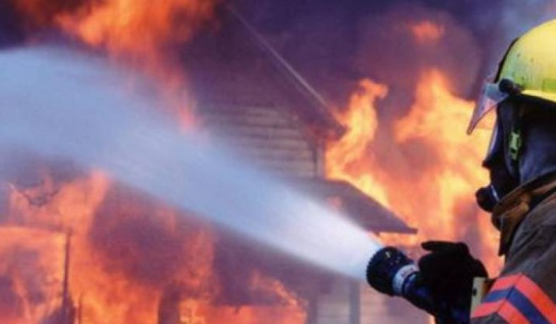 Հրդեհ Ջրվեժ թաղամասում. այրվել է ամառային տաղավար