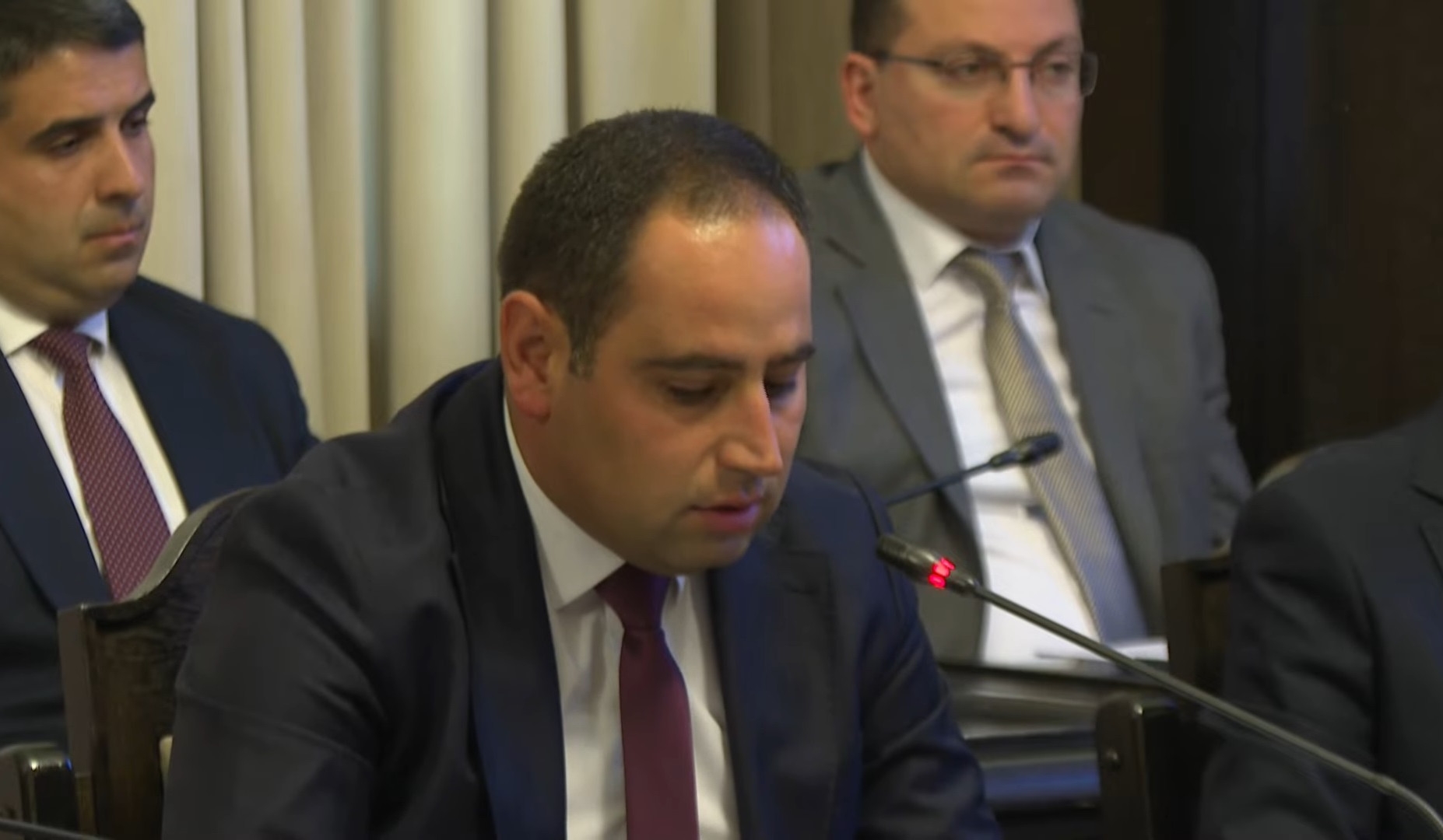 Կառավարությունը 2 մլրդ 124 մլն դրամով կհամաֆինանսավորի համայնքների ենթակառուցվածքների զարգացմանն ուղղված 18 սուբվենցիոն ծրագիր