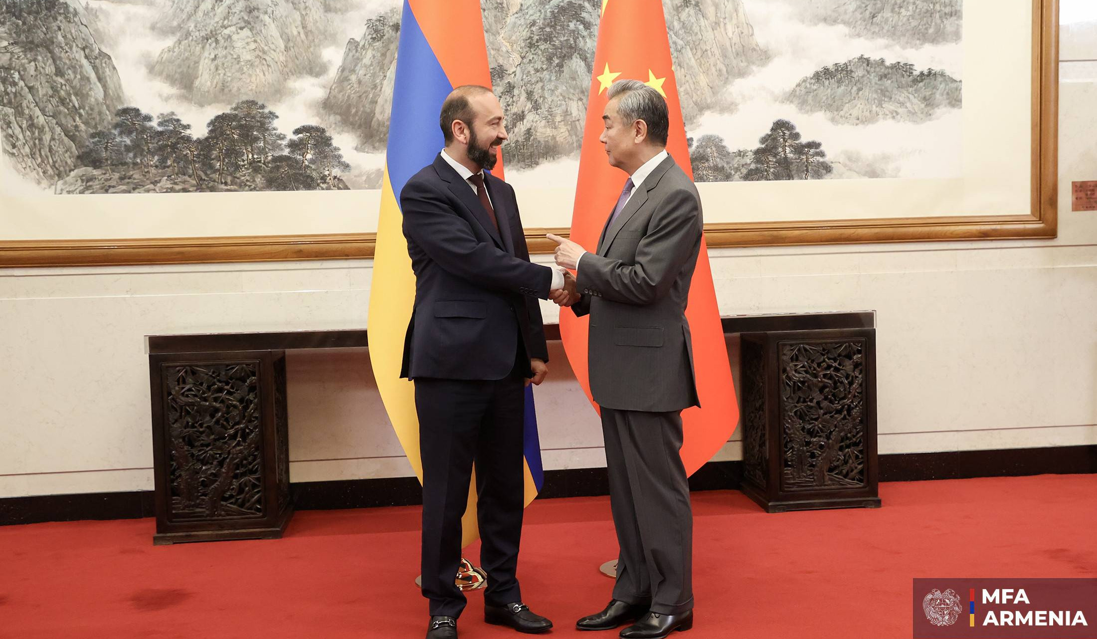 Մենք պատրաստ ենք Հայաստանի հետ ամրապնդել մեր բարեկամությունը. Չինաստանի ԱԳ նախարար
