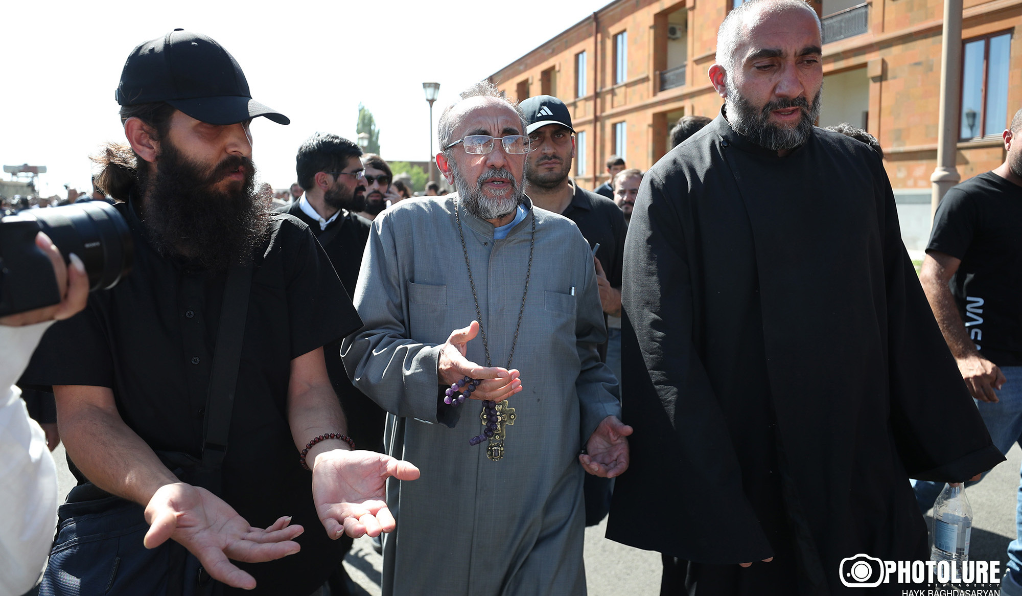 «Հայաստան» խմբակցությունը միանում է Միքայել Սրբազանի թեկնածությամբ անվստահության նախաձեռնությանը. հայտարարություն