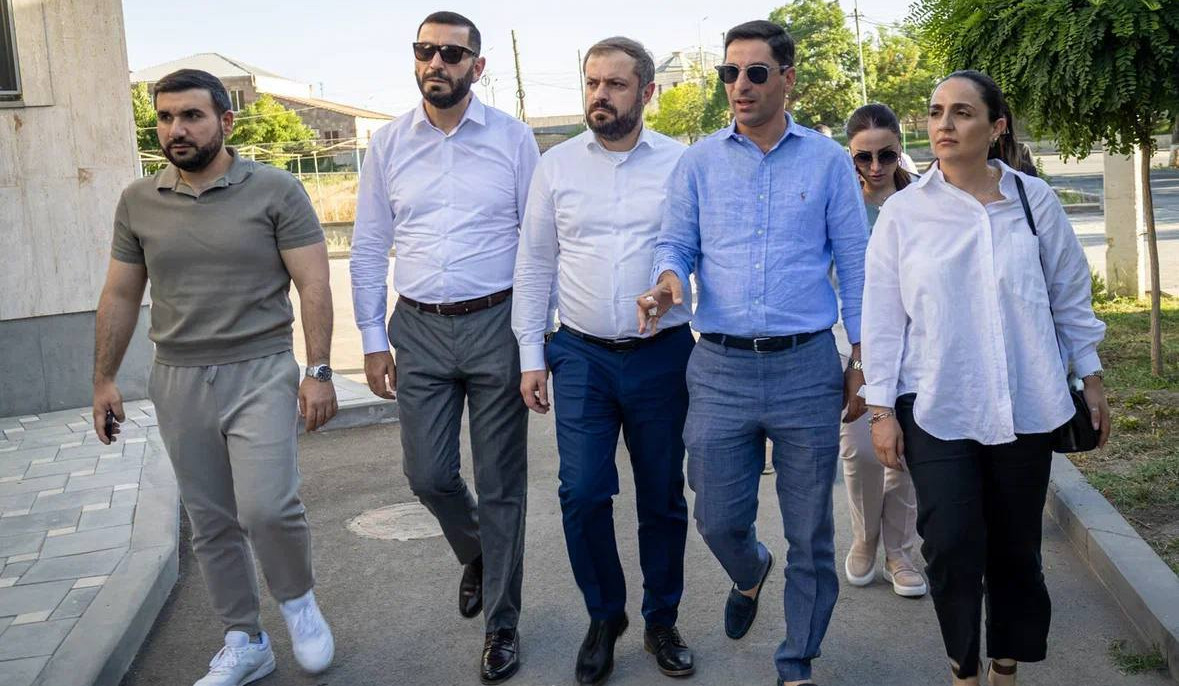 Էկոնոմիկայի նախարարն այցելել է Վեդի՝ ծանոթանալու Կառավարության համաֆինանսավորմամբ իրականացված ծրագրերի արդյունքներին