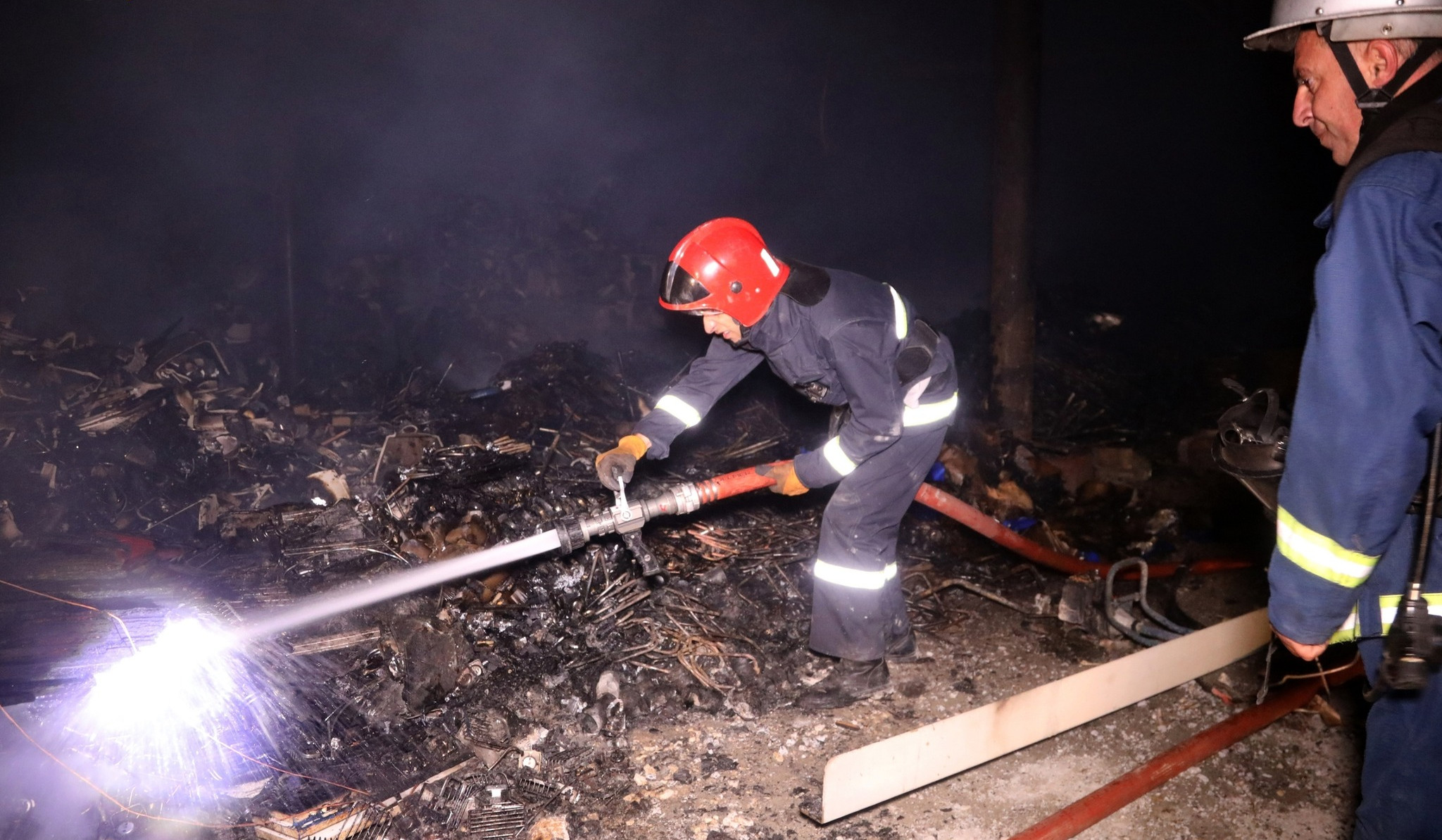 Հրդեհի ահազանգ Արին Բերդի փողոցում. հայտարարվել է բարդության «1 ԲԻՍ» կանչ