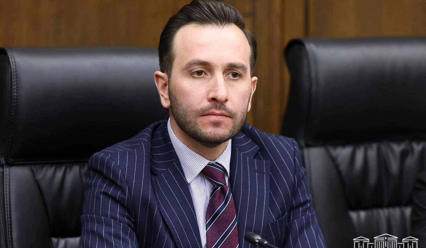 Rusiya xarici işlər nazirinin şərhi Ermənistanın daxili siyasi həyatına müdaxilə cəhdidir: Konjoryan