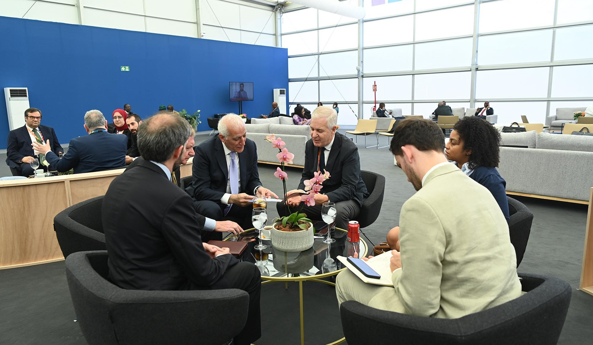 Vahaqn Xaçaturyan və ICC-nin baş katibi Ermənistanın biznes mühiti ilə bağlı məsələləri müzakirə ediblər