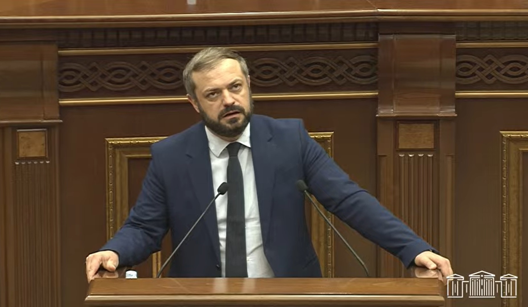 Միայն վերջին 7 օրում ռուս-վրացական սահմանը հատել է 62 շշալցված, կոնյակով բեռնված մեքենա. Պապոյան