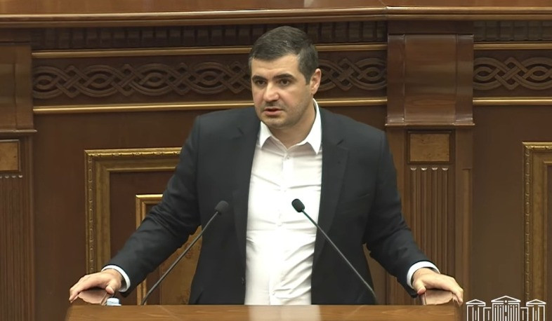 Վայ, Աղազարյանի հույսին մնաք դուք, լա՞վ չէին Կիրկորովն ու Սոբչակը, հիմա էլ նրան եք ուղարկել, որ Հայաստանի դեմ սուտ մատնություն տա. Եղոյան