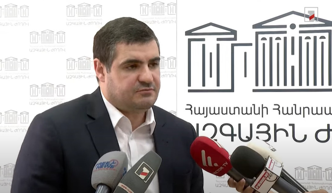 Այս գործընթացը ինչ-որ մեկին կաթողիկոս դարձնելու մասին չէ, ոչ լեգիտիմ կաթողիկոսին հեռացնելու մասին է. Արման Եղոյան